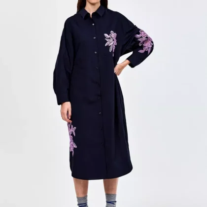 Vestido camisero marino bordado manga CKS